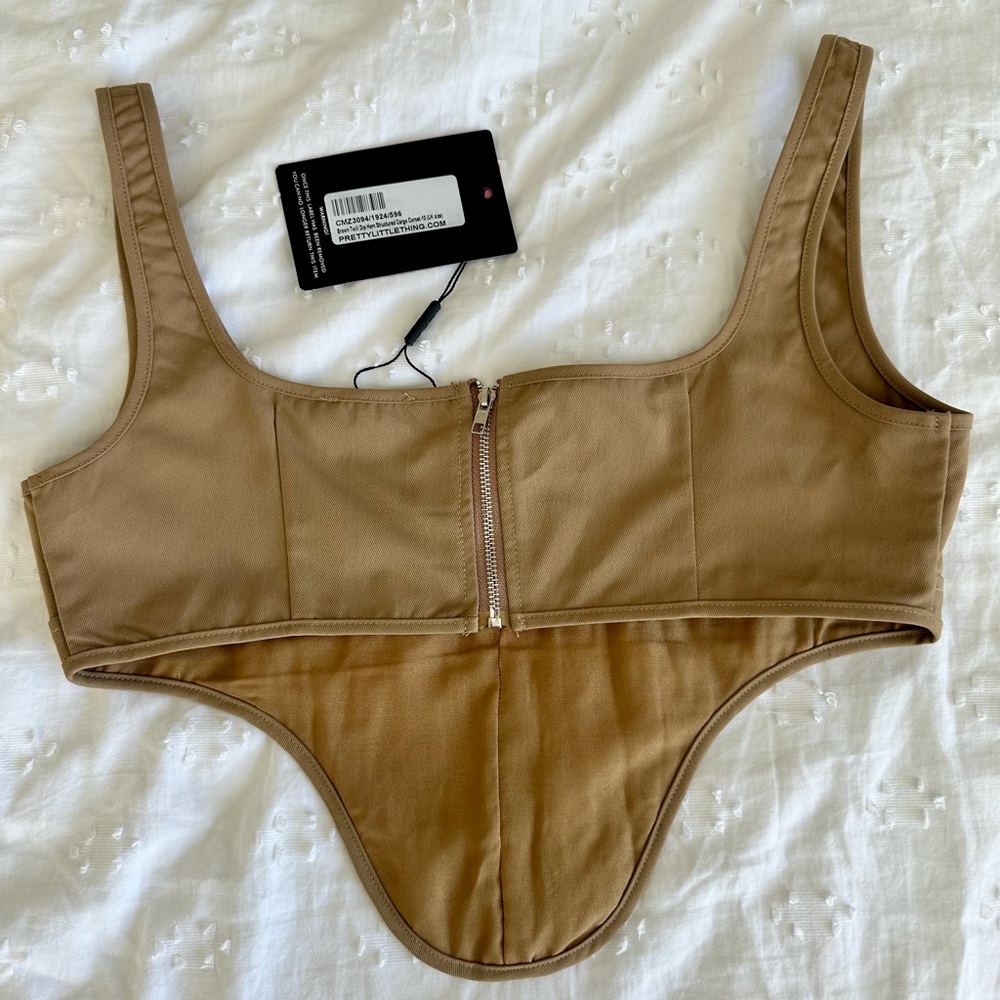 PrettyLittleThing Shape Structured Corset Top - Picture 3 of 5